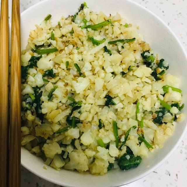 炒花菜沫～（米饭代餐（的做法