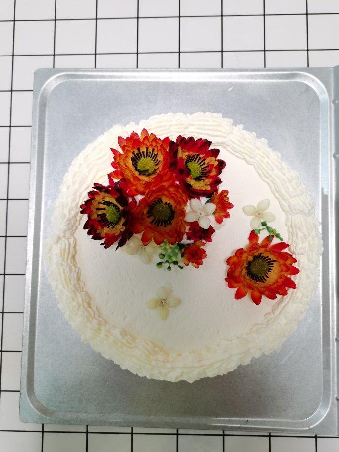 8寸奥利奥草莓水果蛋糕