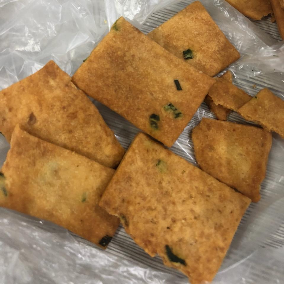 嘎嘣脆——香葱苏打饼干