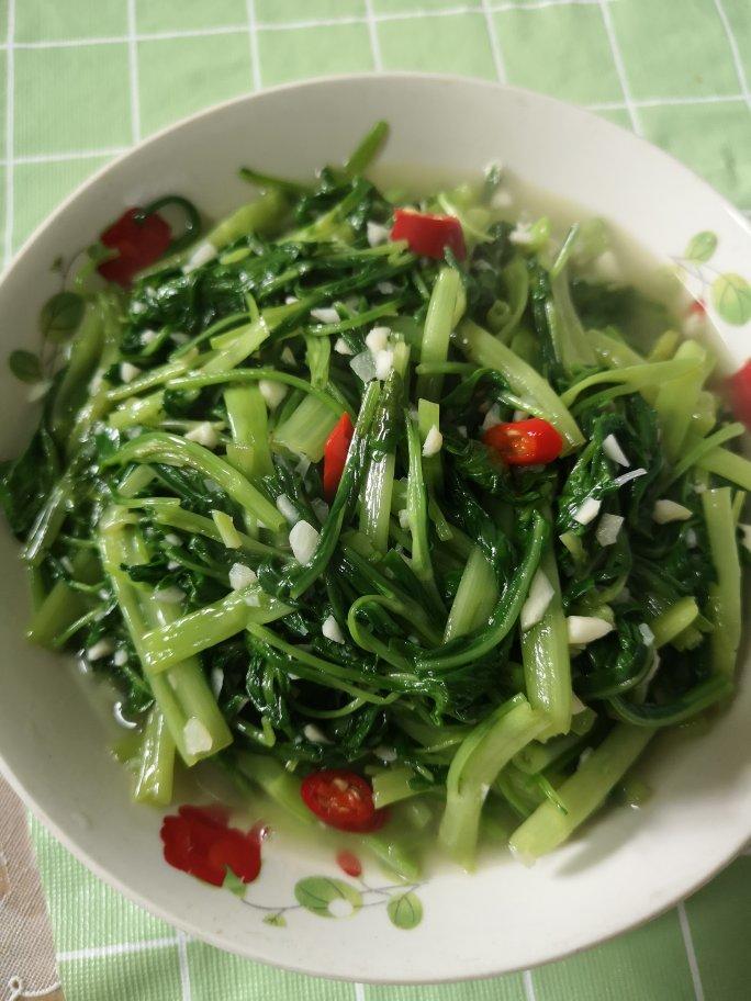 炝炒空心菜（不黑的秘密）