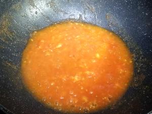 健康美味的番茄金针菇豆腐汤的做法 步骤3