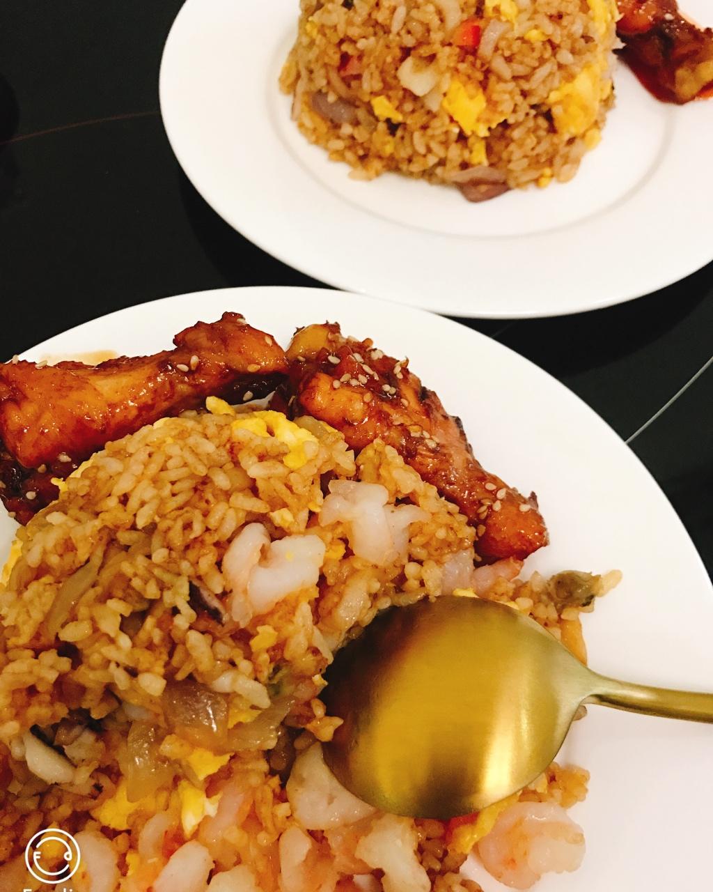 海鲜炒饭