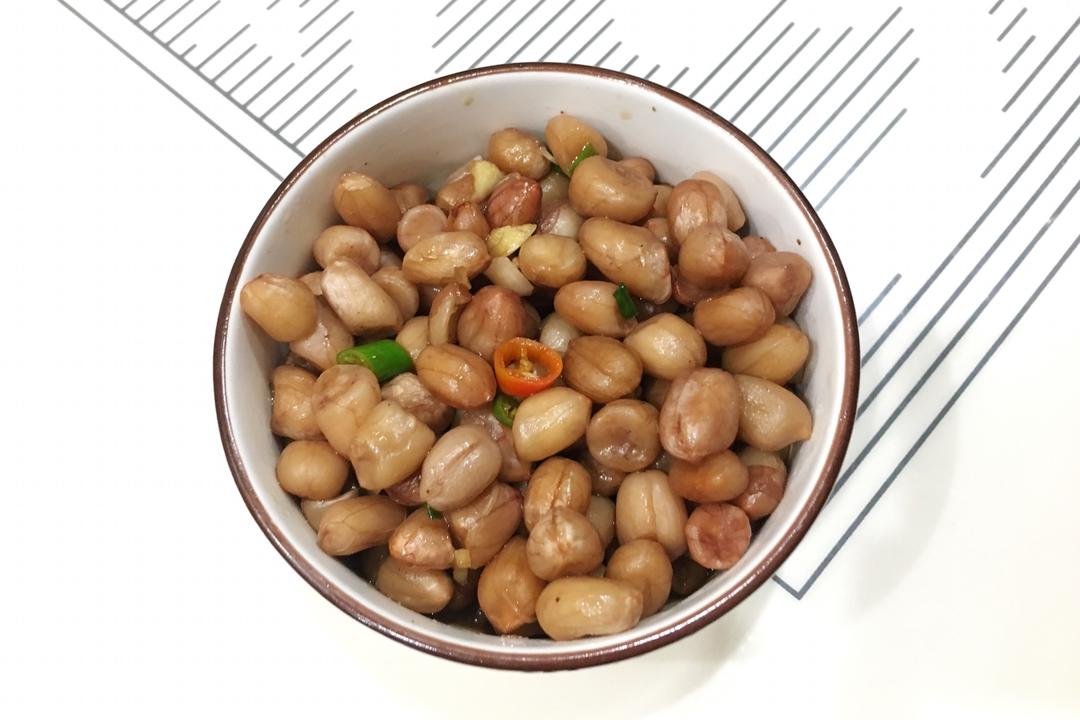 凉拌五香花生米