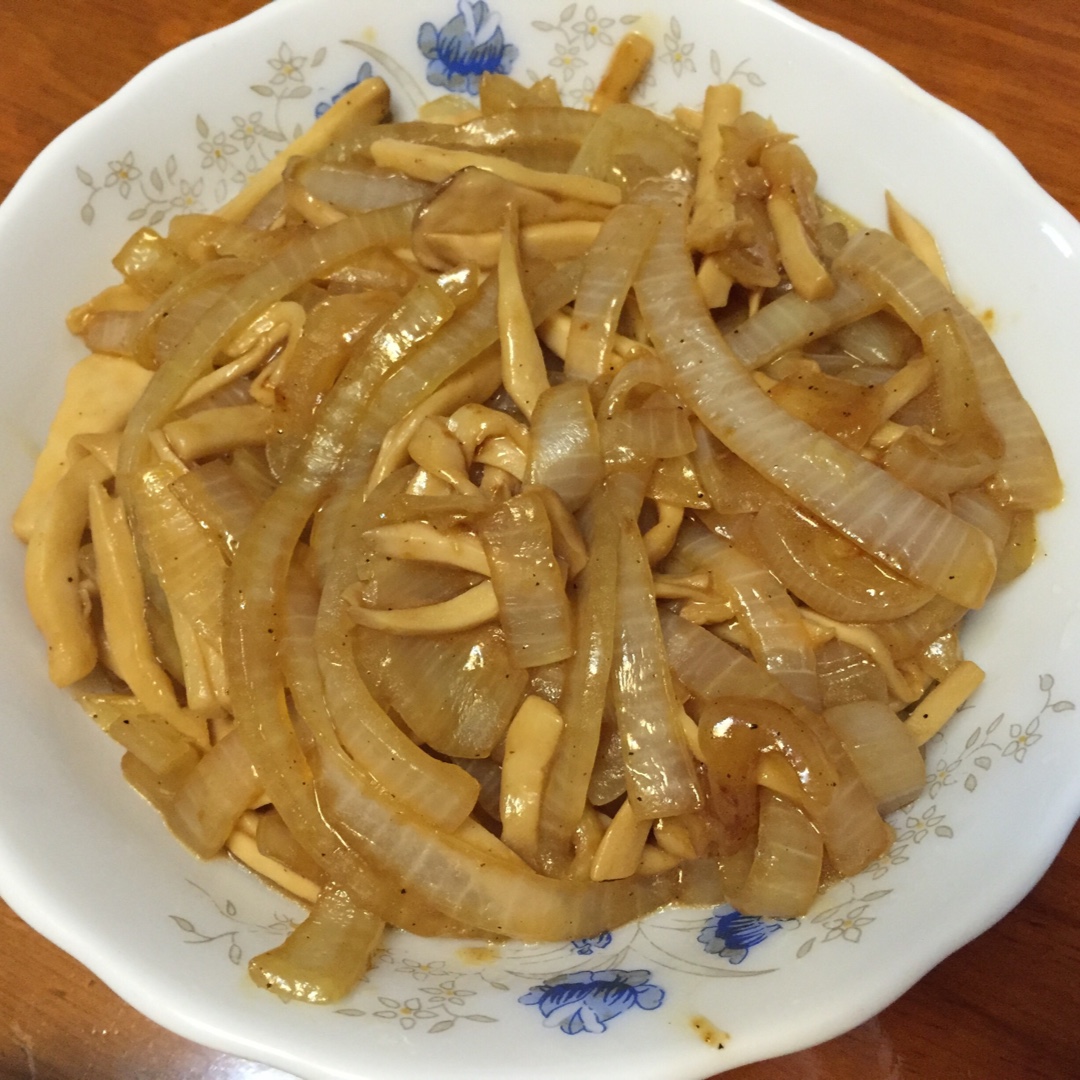 洋葱遇到杏鲍菇