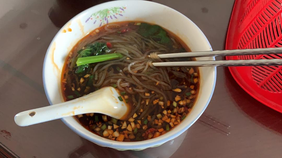 🔥爽到爆的自制酸辣粉，酸辣开胃比外面好吃百倍！