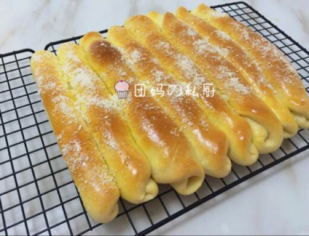 牛奶杏仁片排包