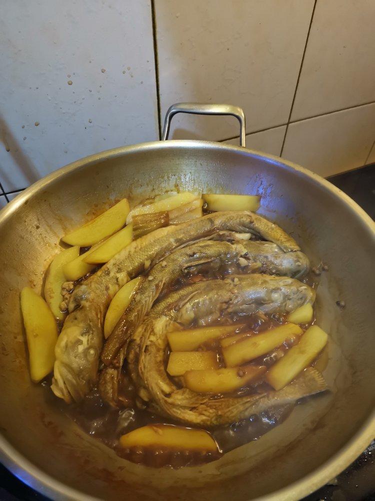 家炖海鲶鱼