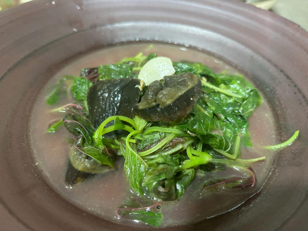 上汤皮蛋苋菜