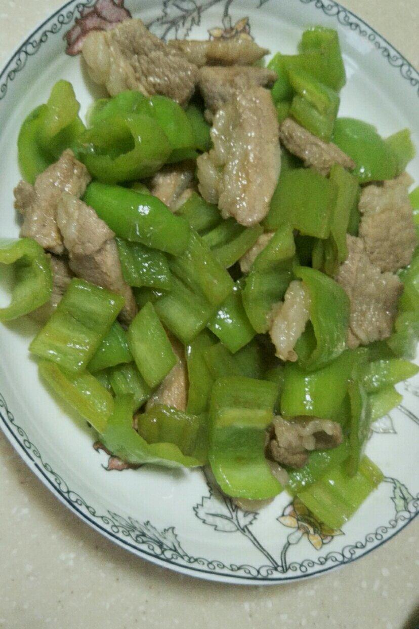 尖椒炒牛肉