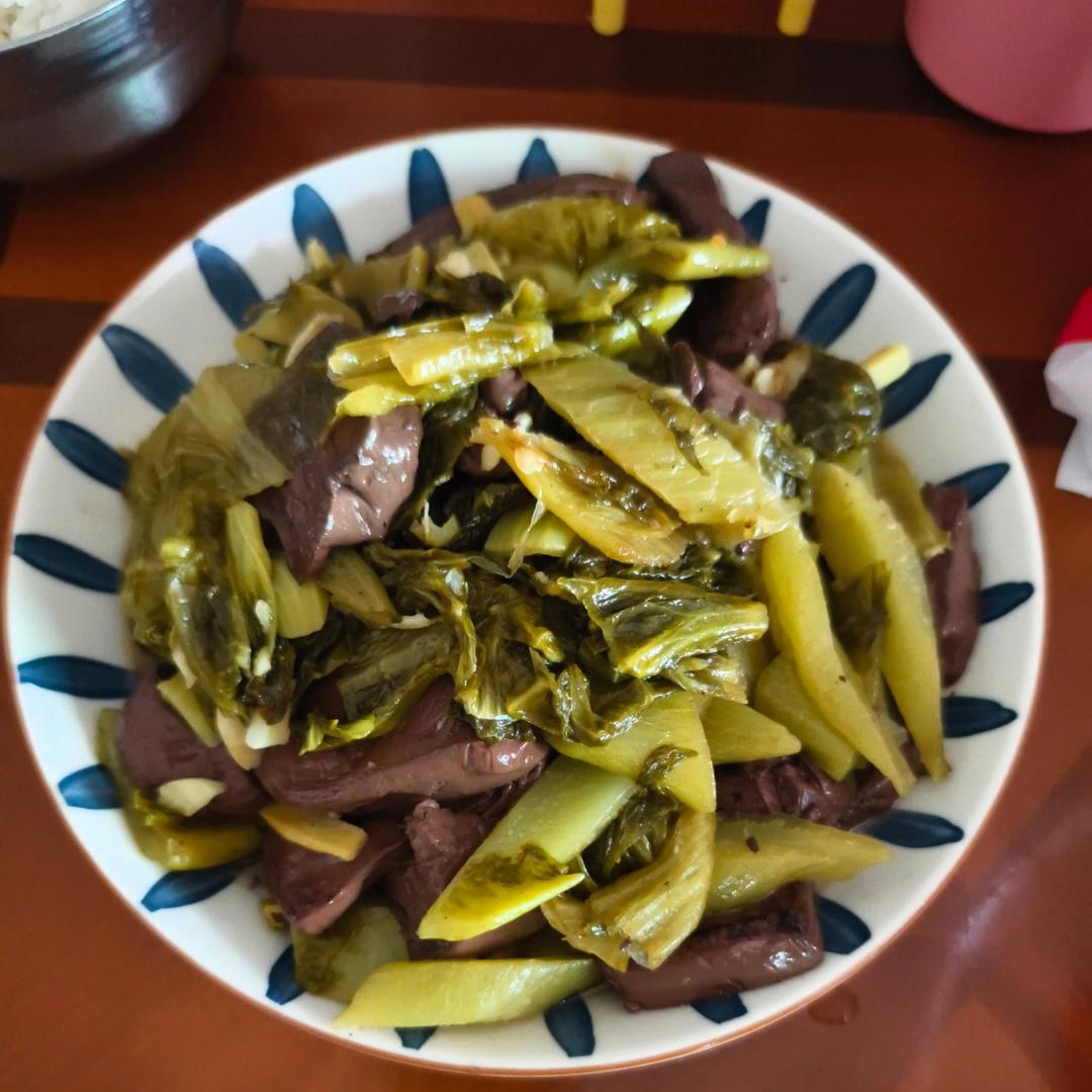 咸菜炒猪血豆腐