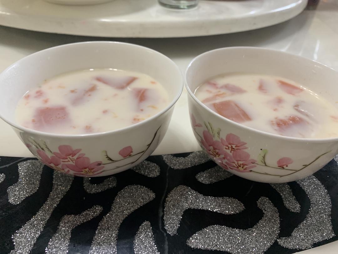 木瓜炖牛奶