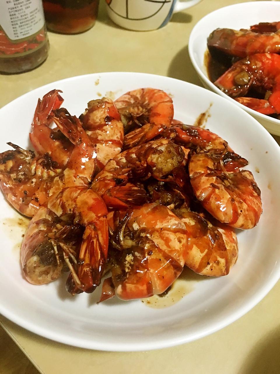 蒜香牛油虎虾