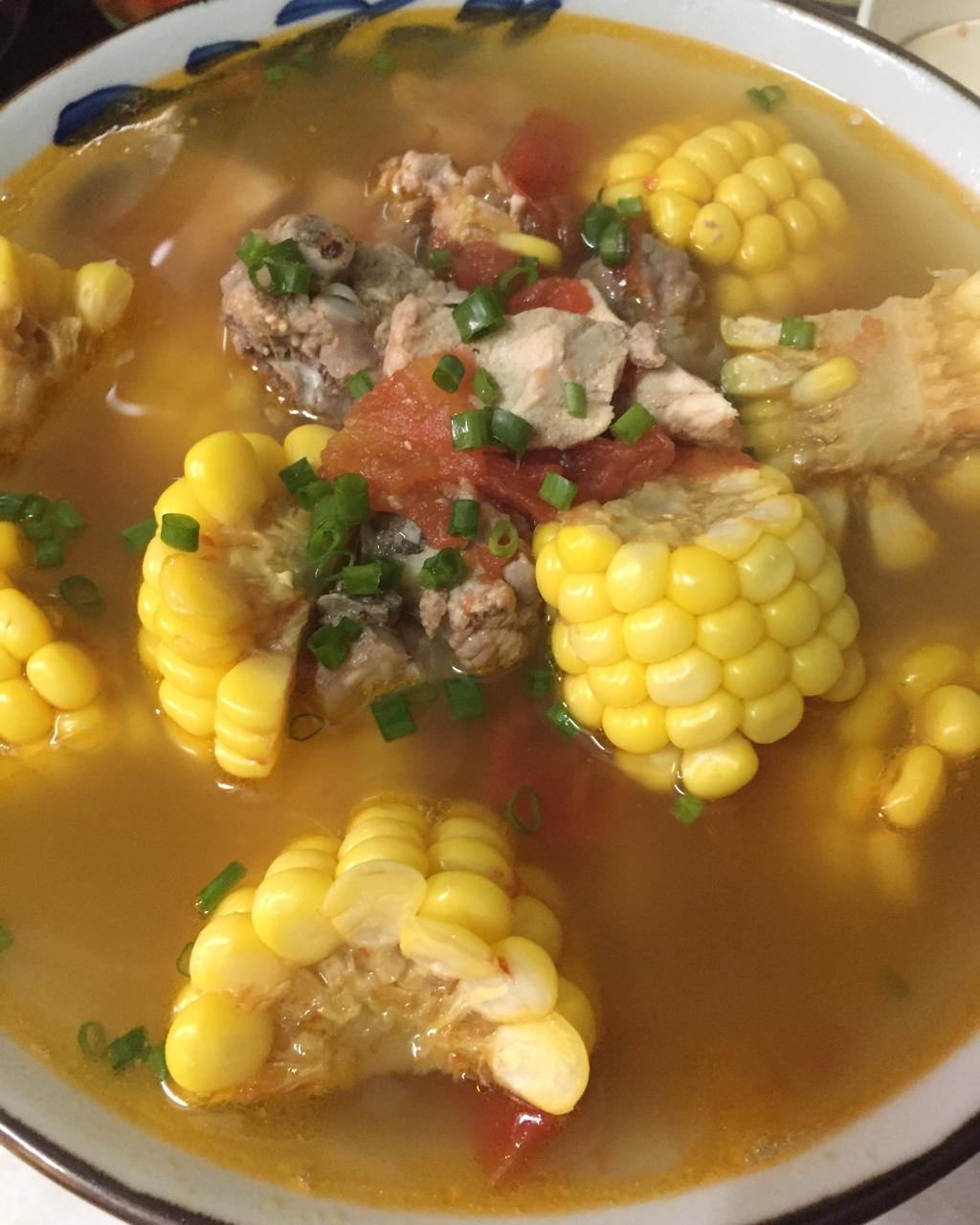 番茄排骨玉米汤（不油腻）