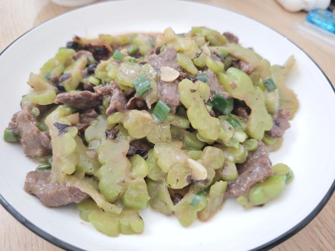 粤式经典凉瓜牛肉