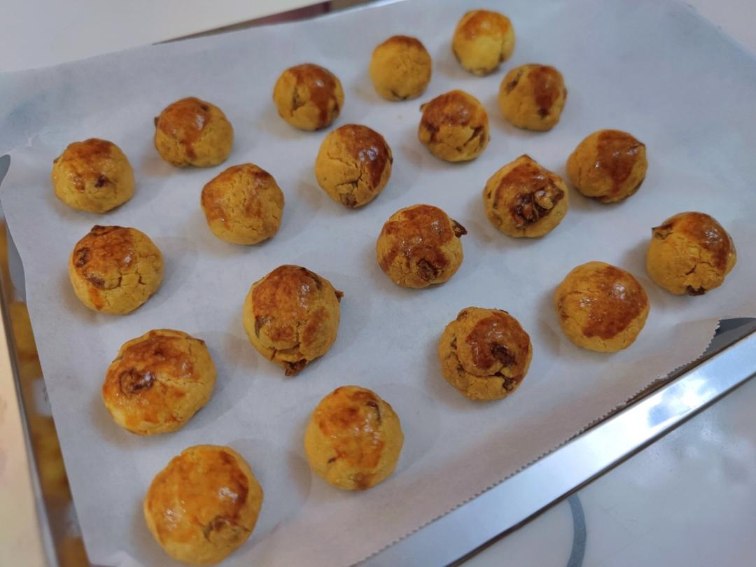 又香又酥的提子奶酥球