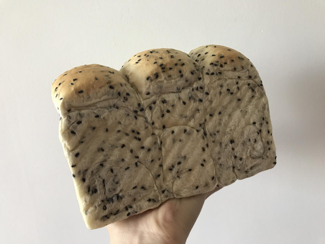 金大旺的黑芝麻吐司