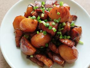 小土豆红烧肉的做法 步骤11