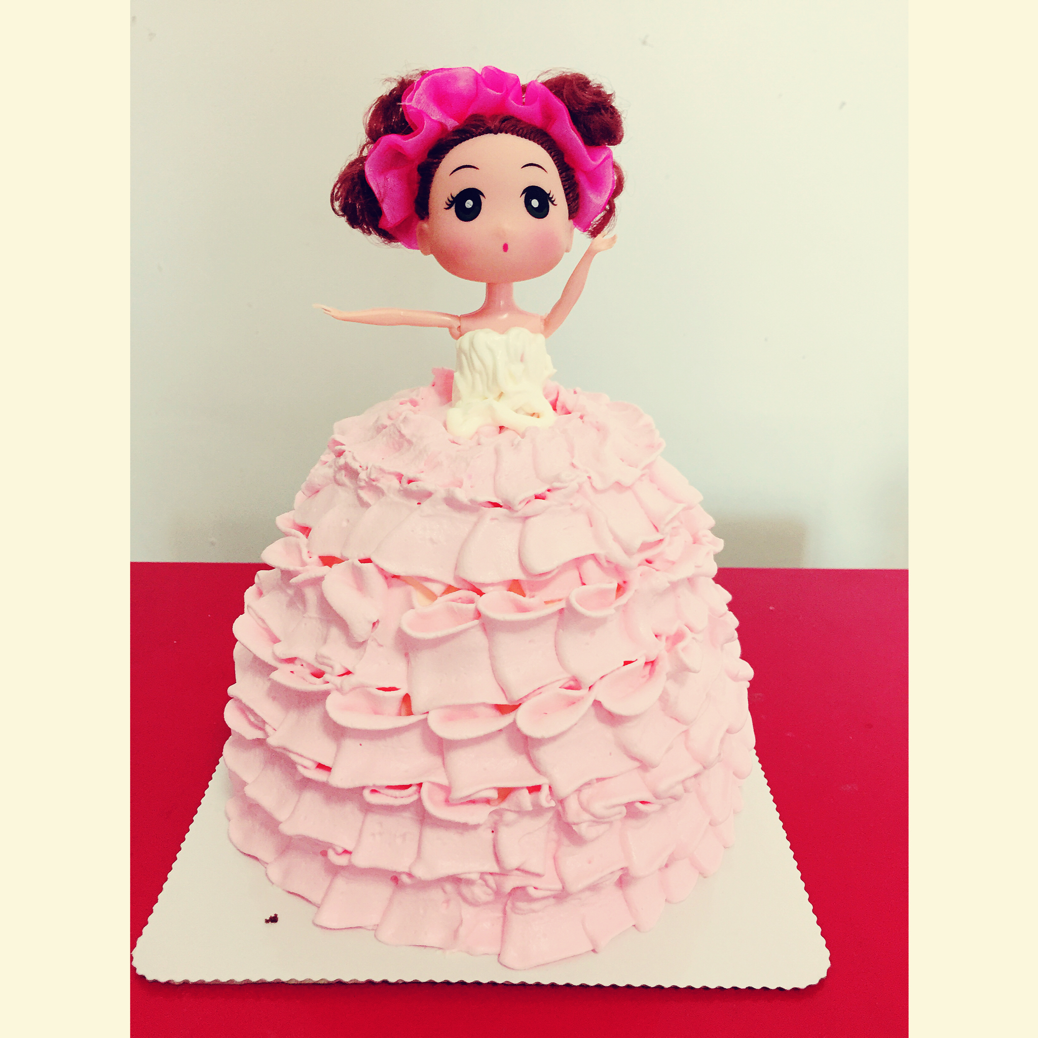 梦幻时尚的芭比蛋糕