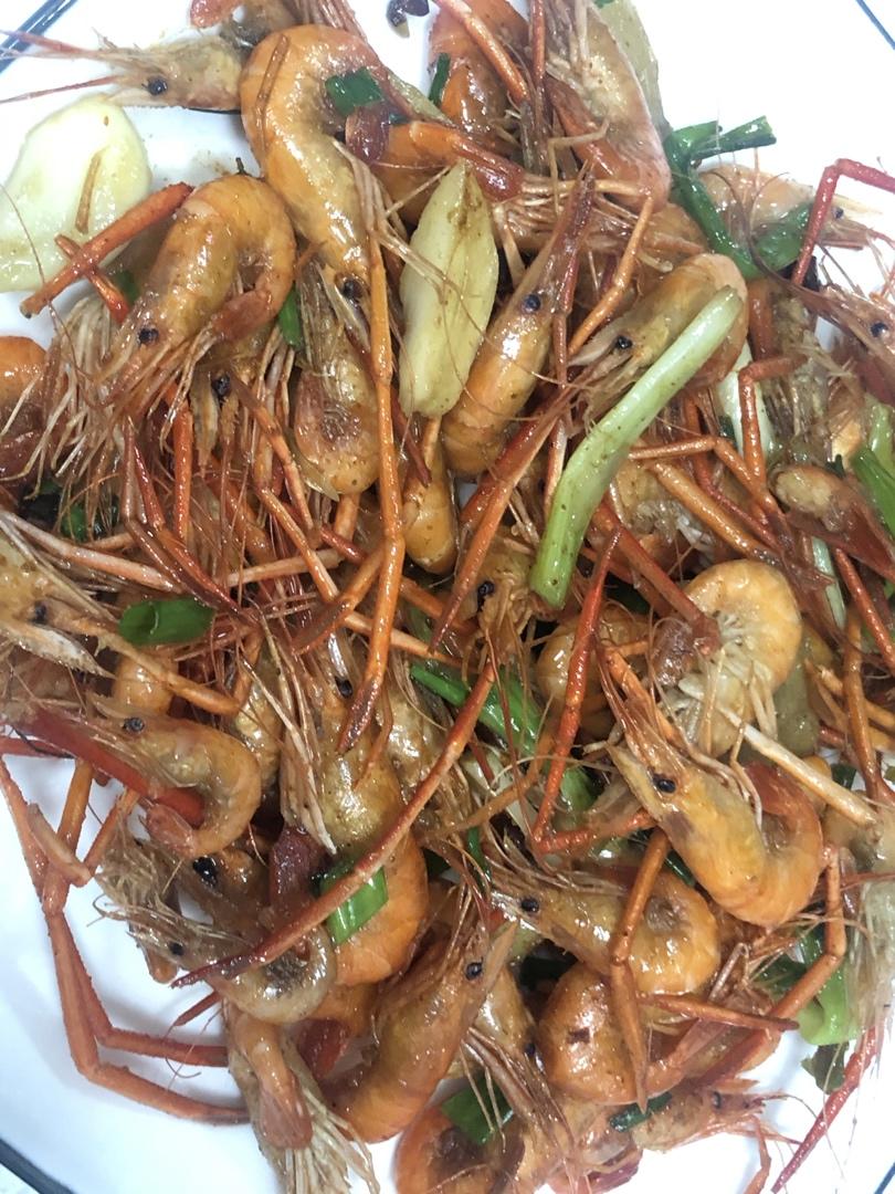 爆炒小河虾