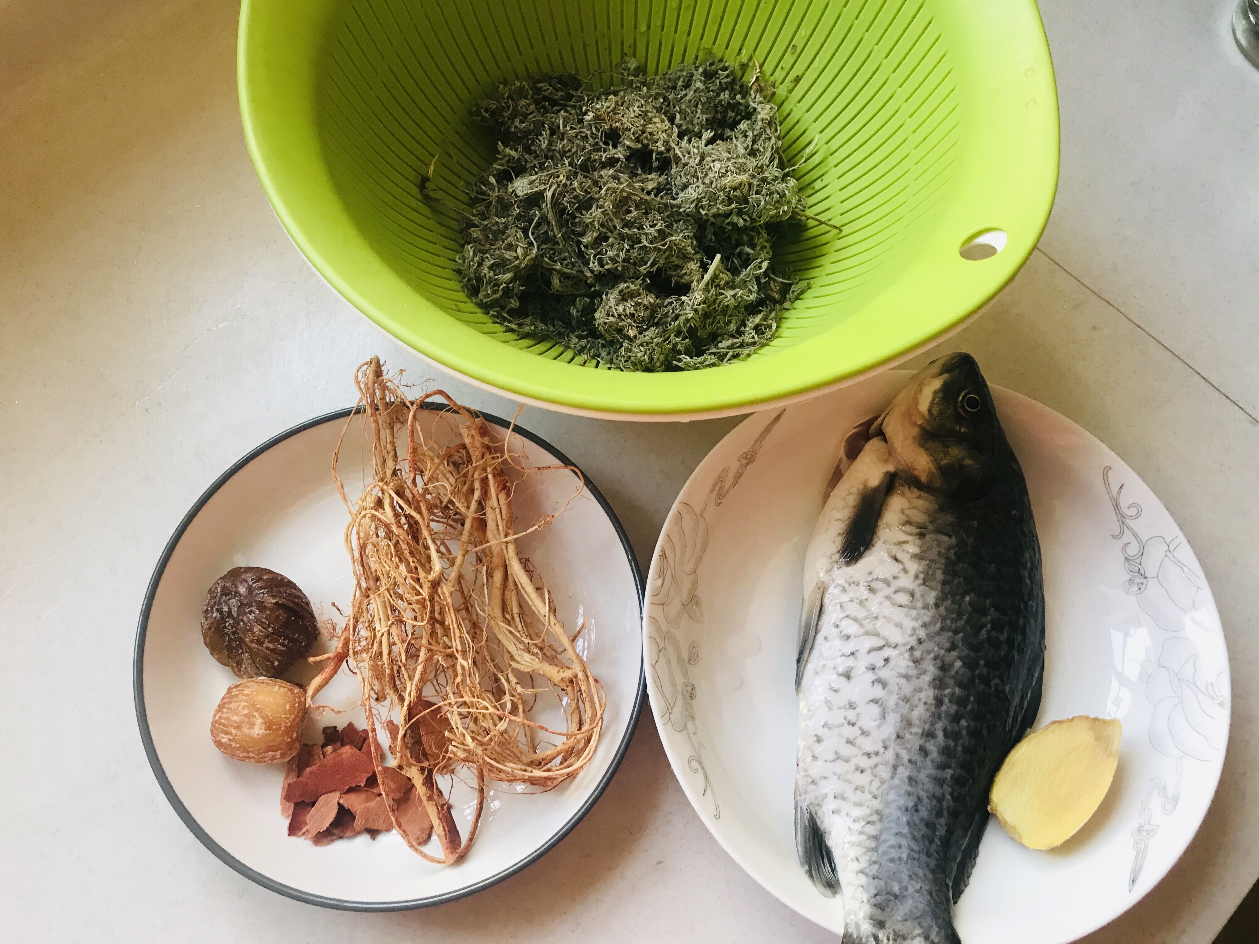 棉恩陈煲侧鱼祛湿补气汤的做法