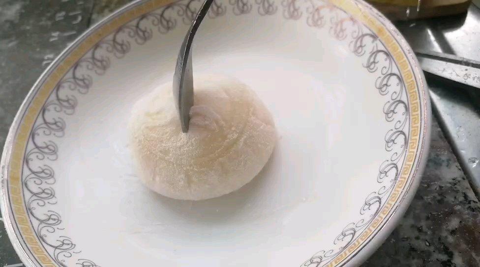 咸蛋黄冰淇淋冰皮月饼【曼食慢语】