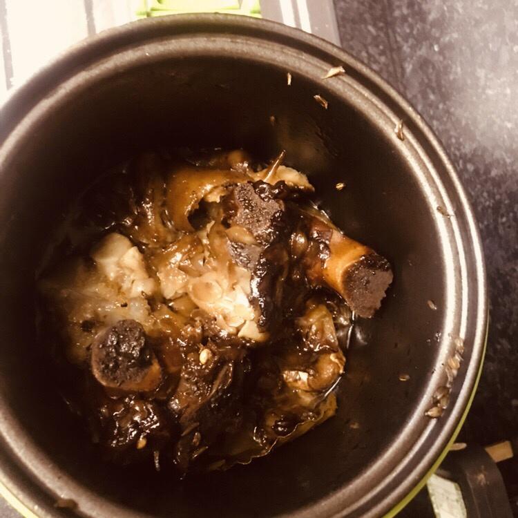 卤猪蹄（电饭锅版）