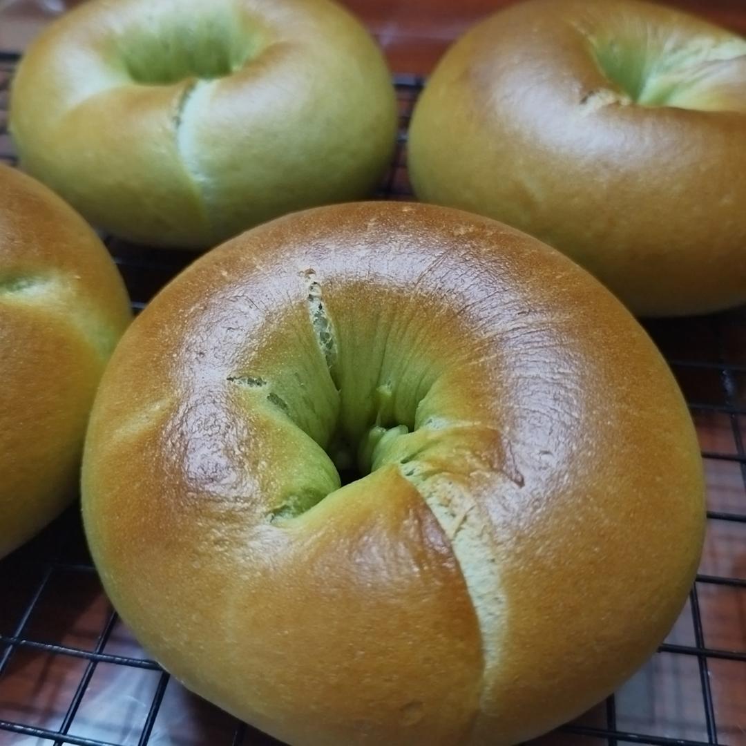 椰香斑斓紫米乳酪🥯一口大满足