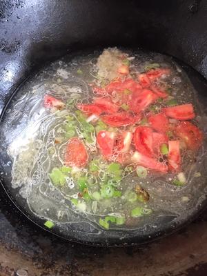 菠菜猪肝西红柿鸡蛋汤的做法 步骤14