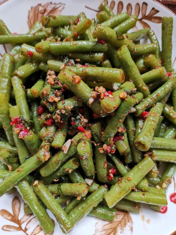 超级简单的凉拌豇豆