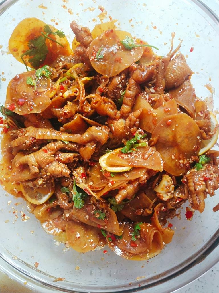 酸辣柠檬鸡爪的做法