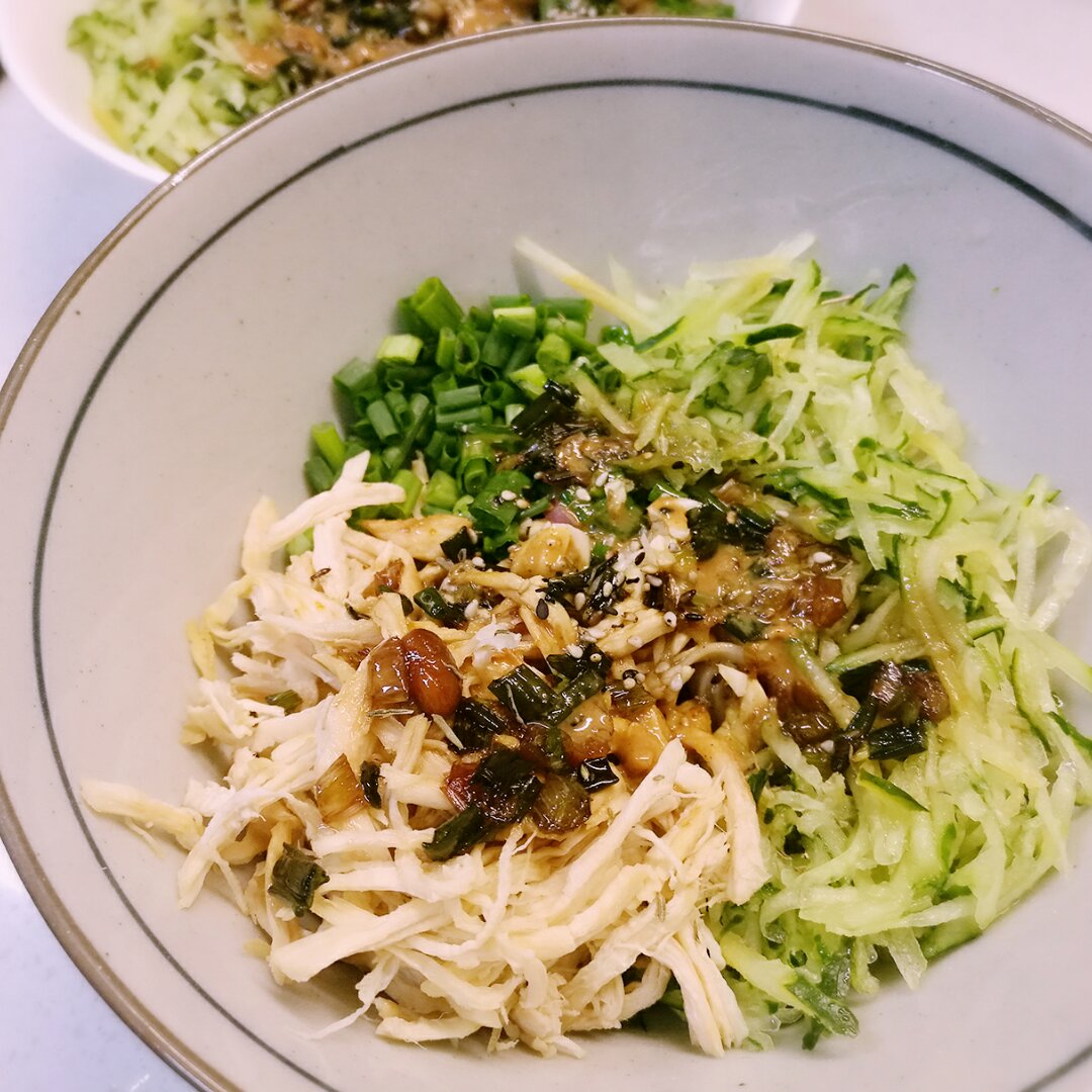 鸡丝凉面