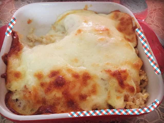 海鲜焗饭 Seafood Fried Rice with Cheesy Topping