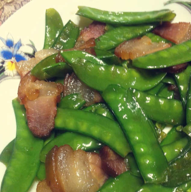 荷兰豆炒腊肉