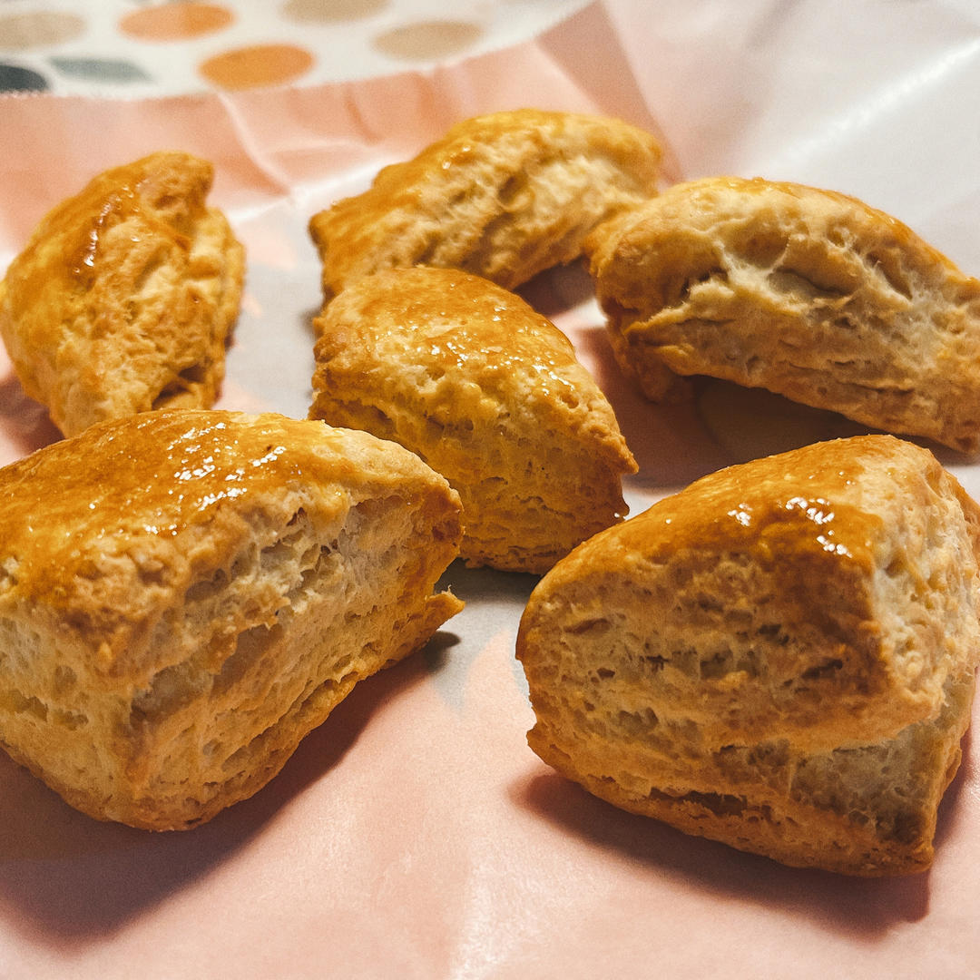 完美裂纹～百分百成功的超好吃奶香司康（禁止搬运）