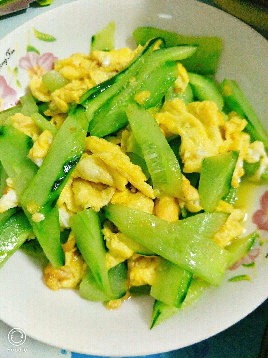 zy燕做的黄瓜炒鸡蛋