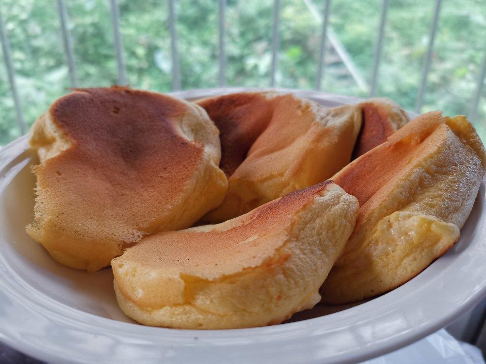营养早餐—巨松软细腻的平底锅原味舒芙蕾松饼🥞