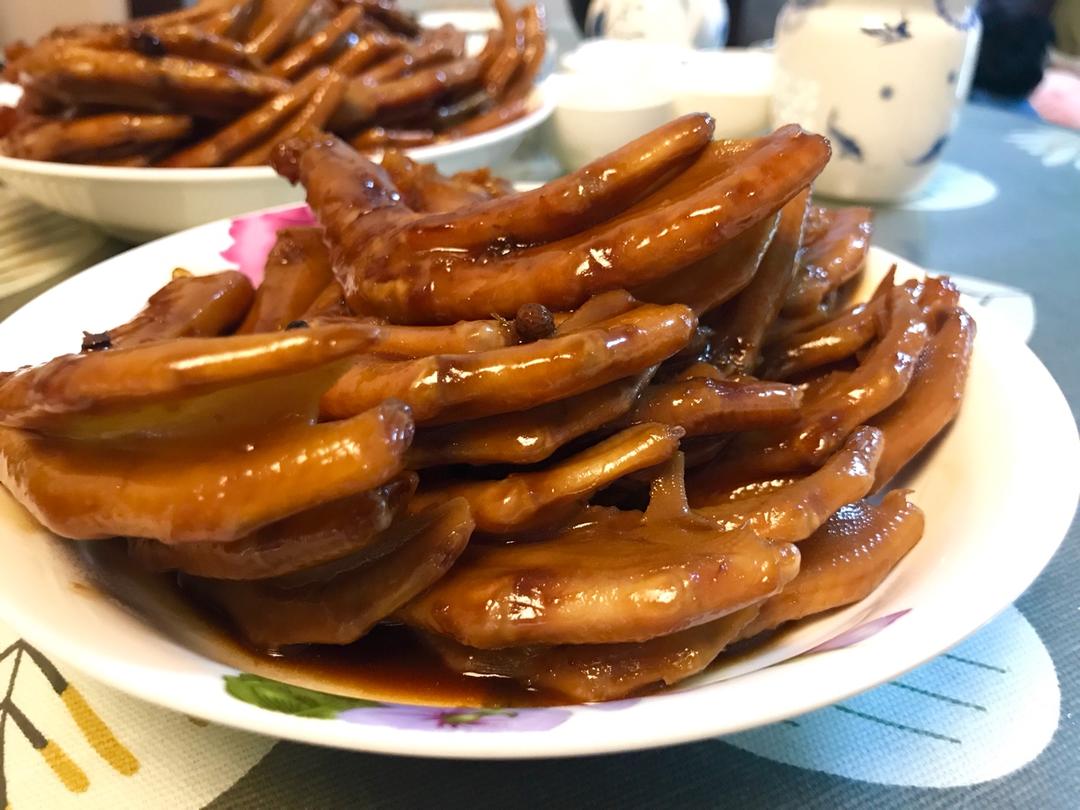 红烧鸭掌