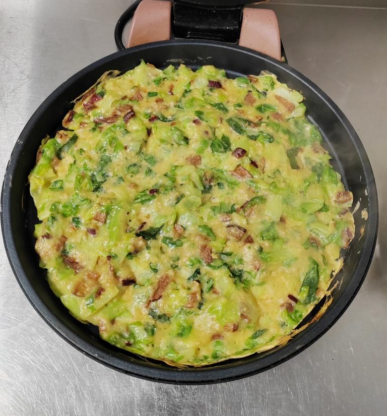生菜燕麦鸡蛋枣饼