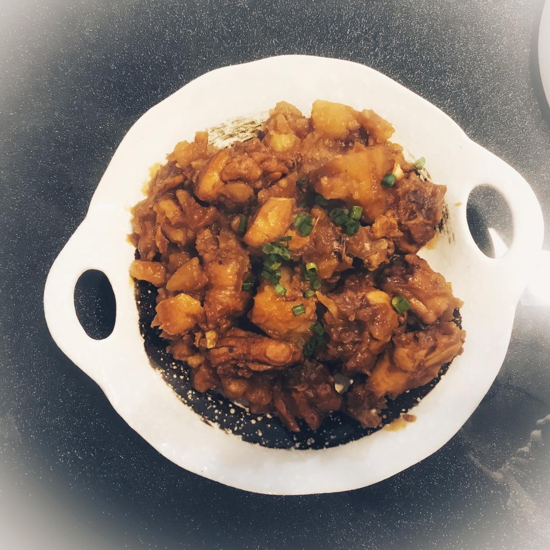 土豆炖鸡块