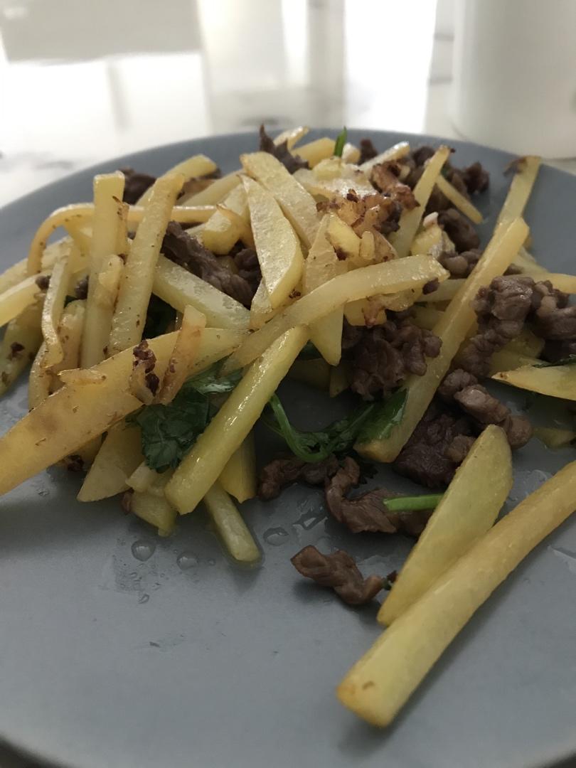 土豆炒牛肉