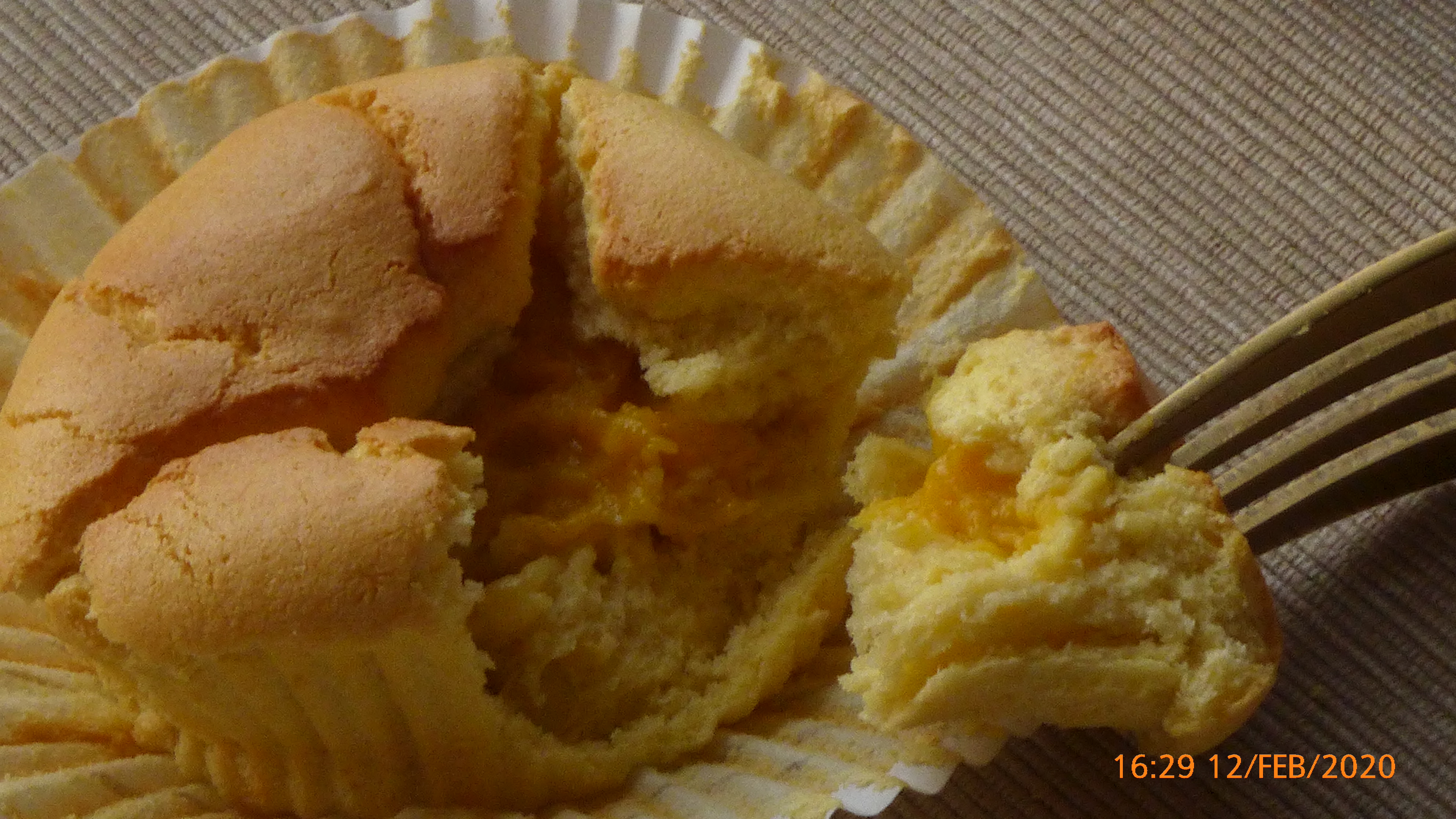 芒果酸奶蛋糕（无油低糖非水浴）的做法 步骤13
