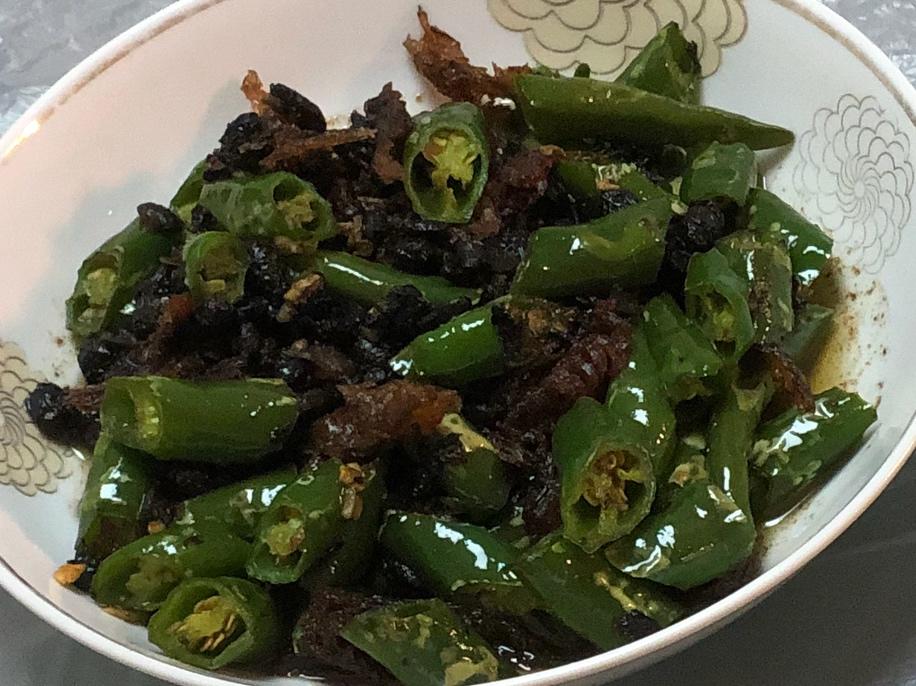 豆豉鲮鱼炒尖椒