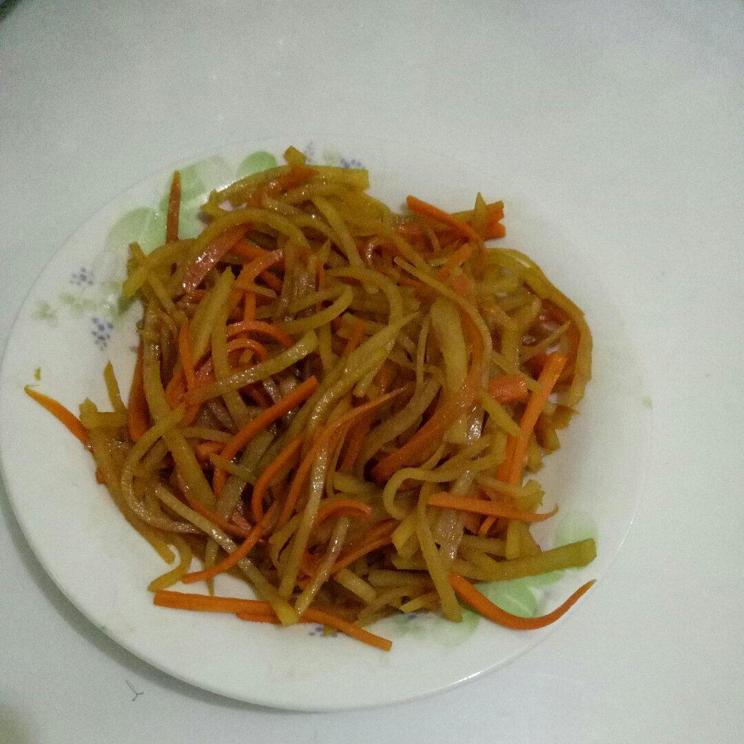 炒胡萝卜土豆丝