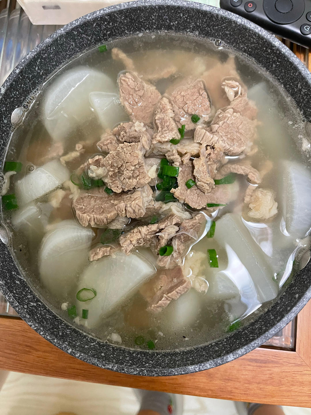 白萝卜牛肉汤