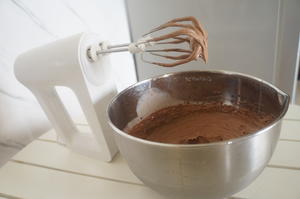 好吃到飞起的巧克力奶油的做法 步骤6