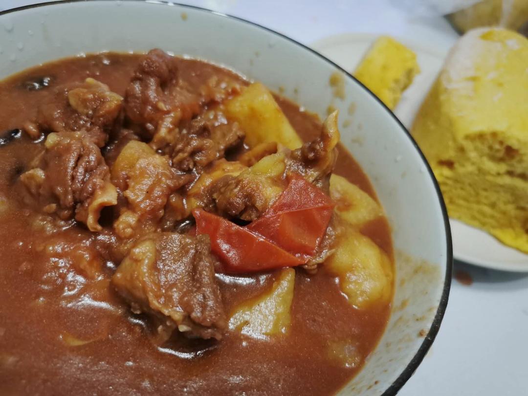 番茄土豆炖牛腩