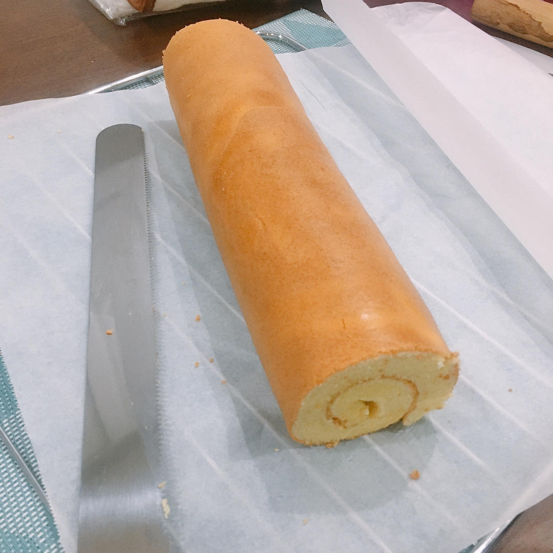 蛋糕卷这样做‼️不掉皮不开裂（小视频食谱）