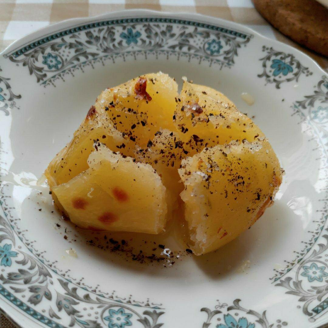 科达·布莱克的超快手烤土豆（微波炉/烤箱）