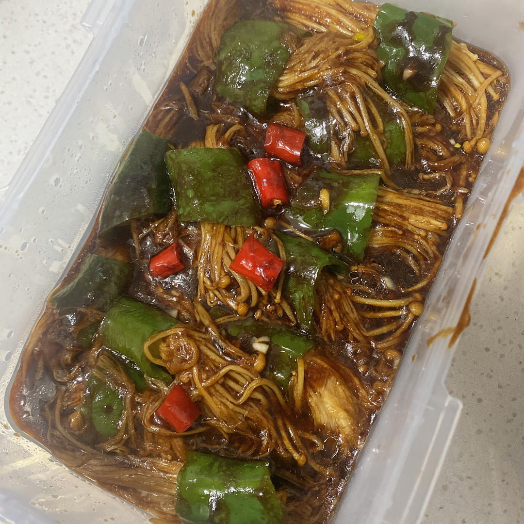 青椒卷金针菇，无敌下饭