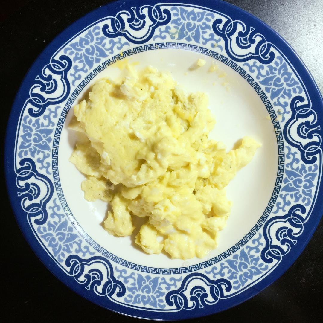 牛奶炒蛋